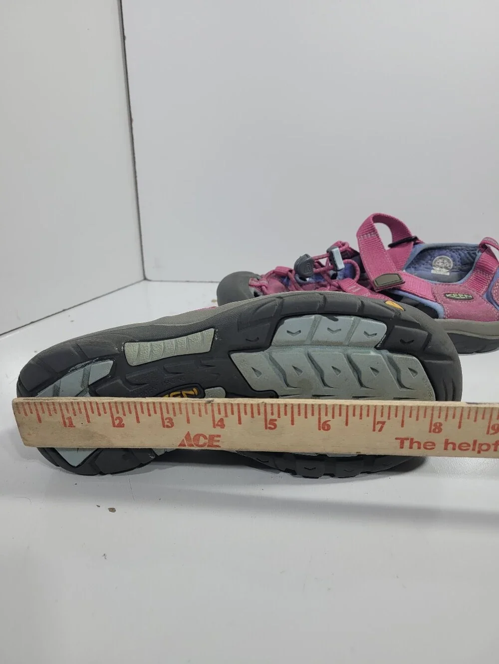 KEEN Newport H2 Youth Size 3 Big Kids Sandals Pink Purple Waterproof Hiking